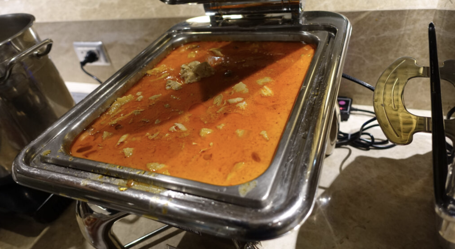 TG ロイヤル・シルクラウンジ @ スワンナプーム国際空港 BKK