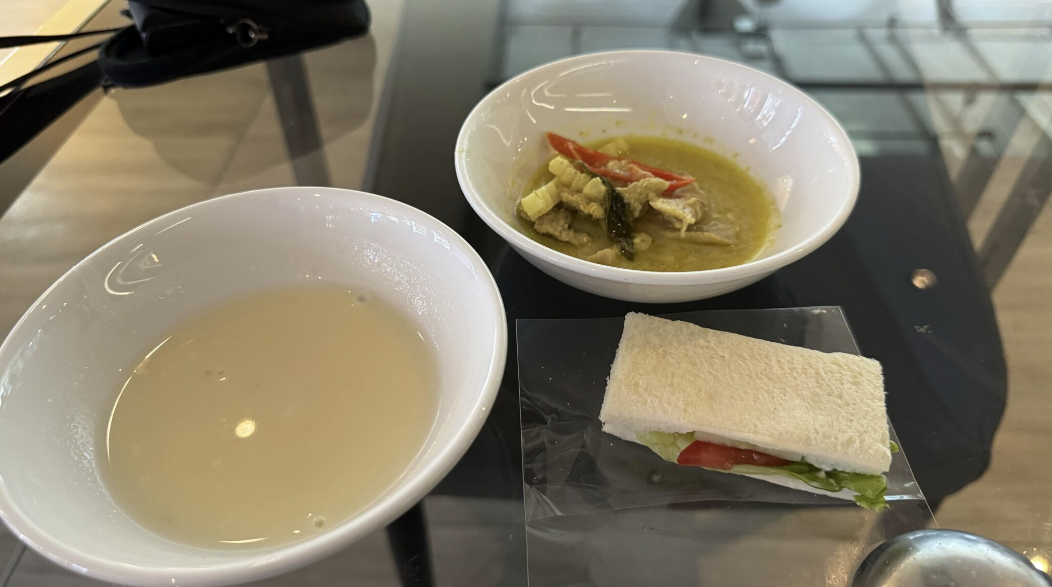 Miracle Lounge @ スワンナプーム国際空港（コンコースF） BKK